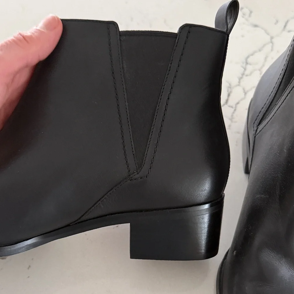 NWT cole hann  Ankle Boots - Picture 5 of 6